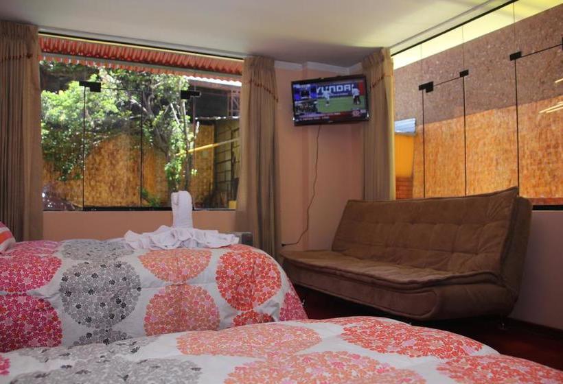 هاستل Totorani Inn