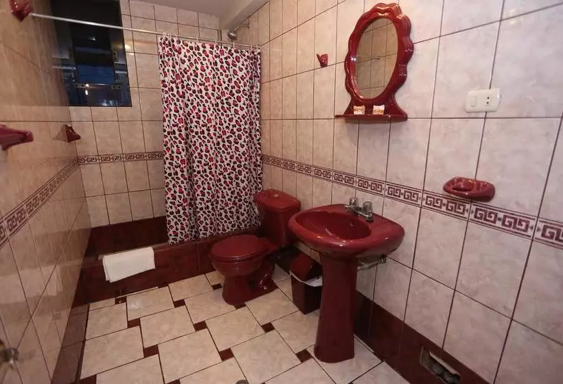 هاستل Totorani Inn