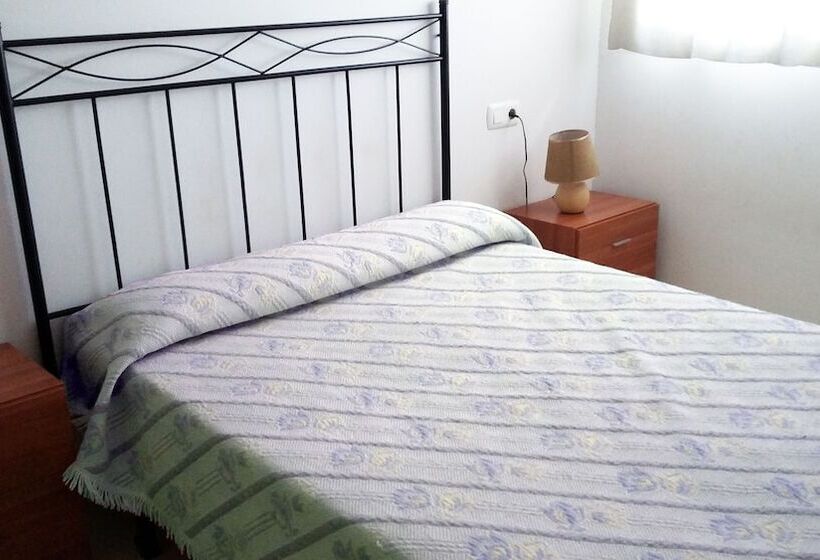 Apartamentos Colomeras 3000