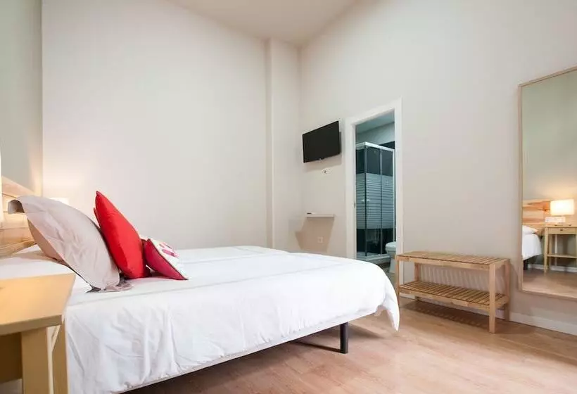 تختخواب و صبحانه Triana Bella Suites