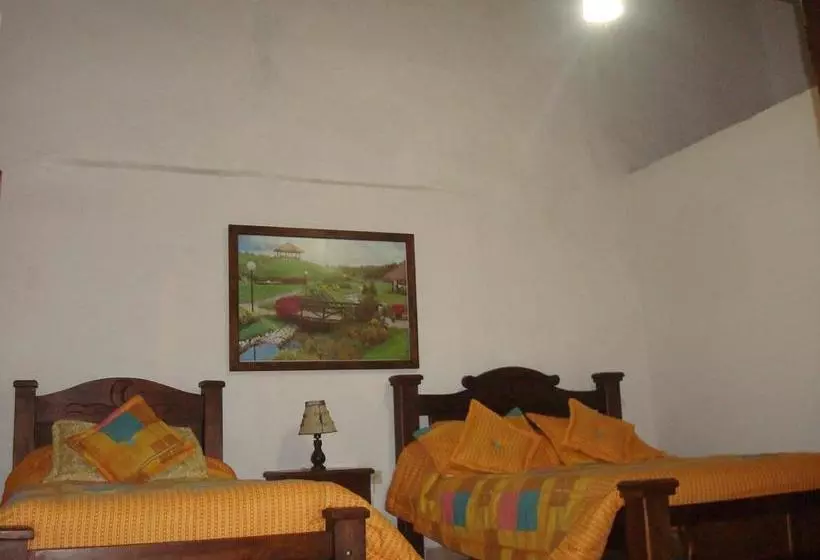Hotelli Agualuna