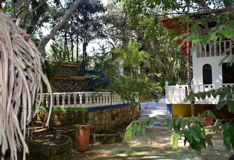 Hotelli Amanwana Ecofinca