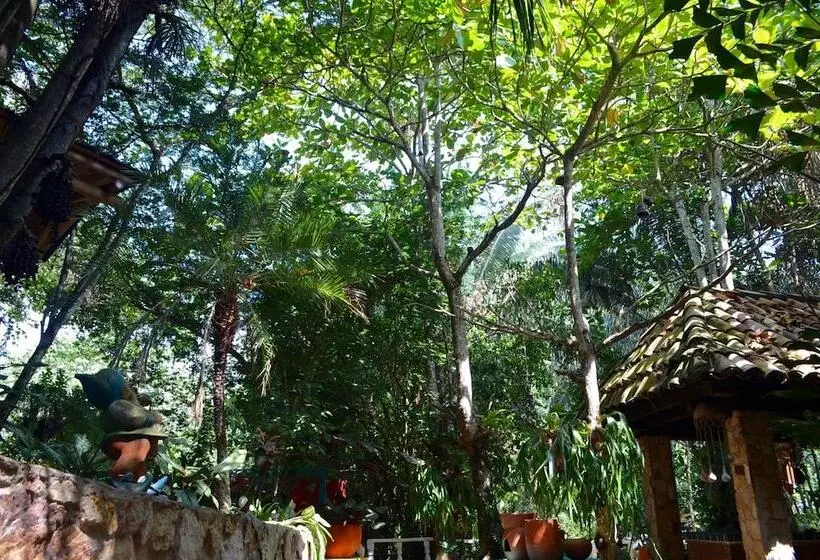 Hotelli Amanwana Ecofinca