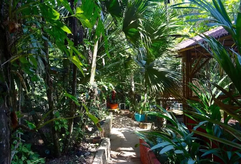 Hotelli Amanwana Ecofinca