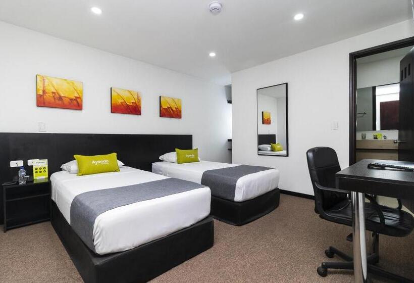 هتل Ayenda 1063 Golden