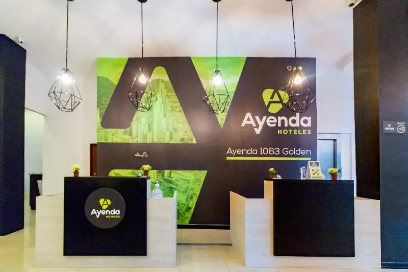 Hotelli Ayenda 1063 Golden