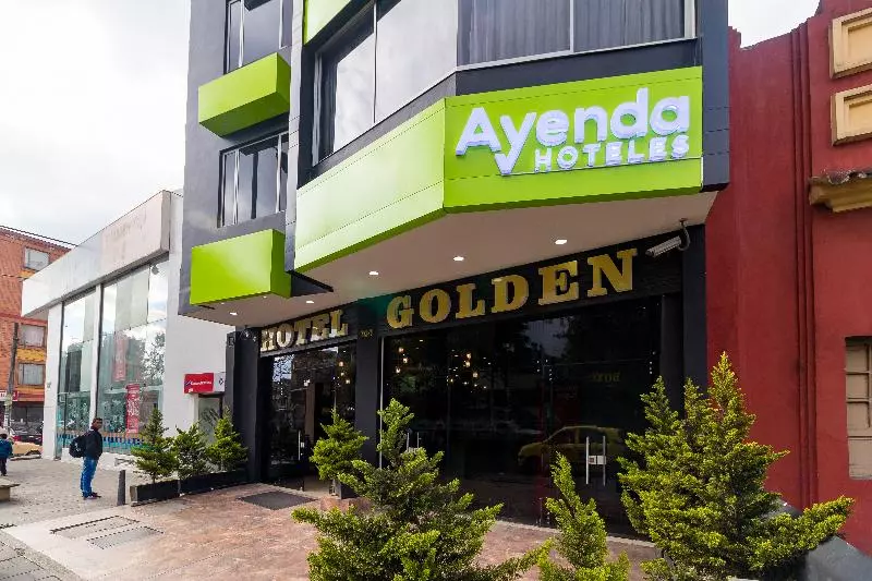 Hotelli Ayenda 1063 Golden