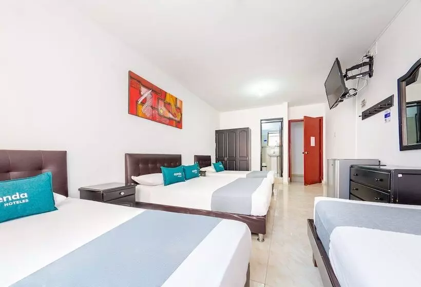 Hotelli Ayenda Imperio La 16