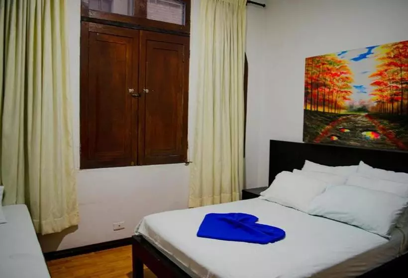 هتل Casabella