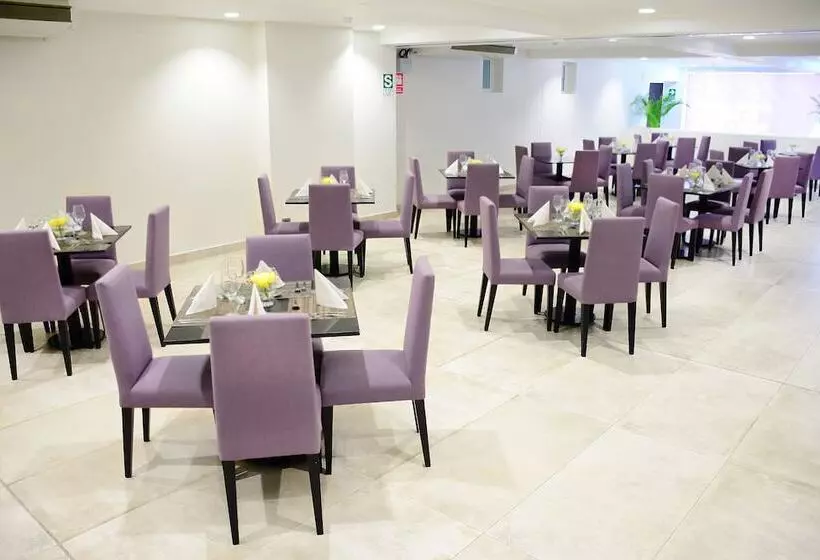 Dm Hoteles Moquegua