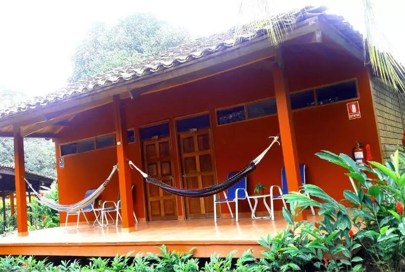 ホテル Dm Es Tarapoto