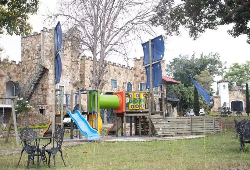 Hotelli El Castillo Chinauta