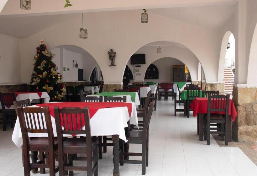 酒店 El Castillo Chinauta