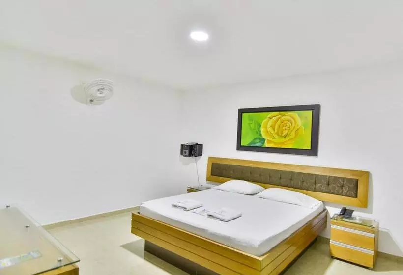 Hotel Monarca