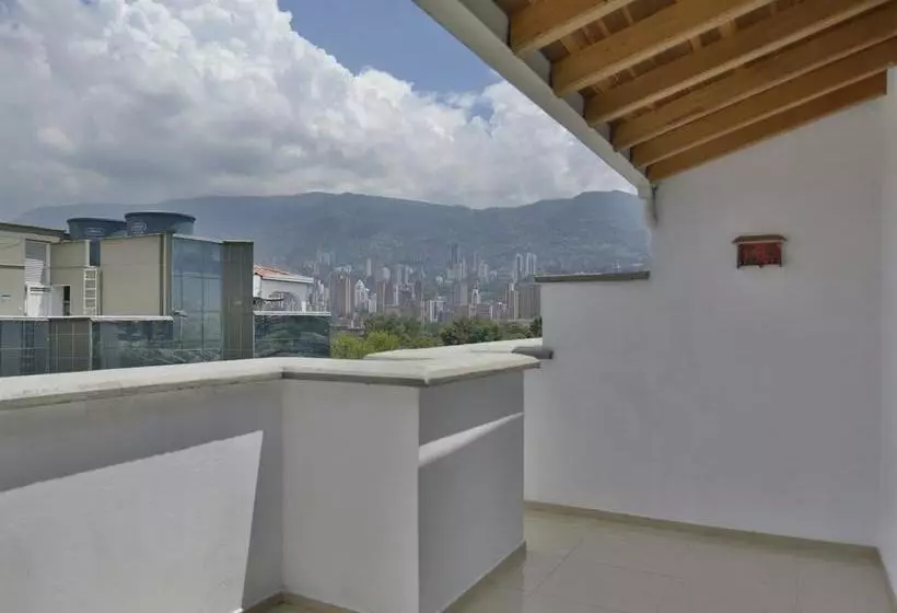 Hotel Monarca