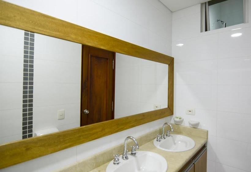 בית מלון כפרי Monarca