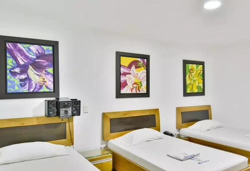 Hotel Monarca