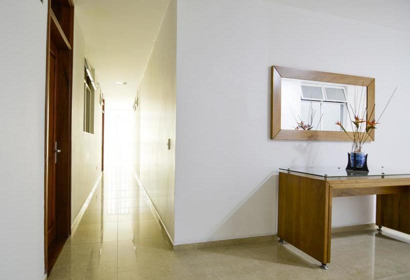 בית מלון כפרי Monarca