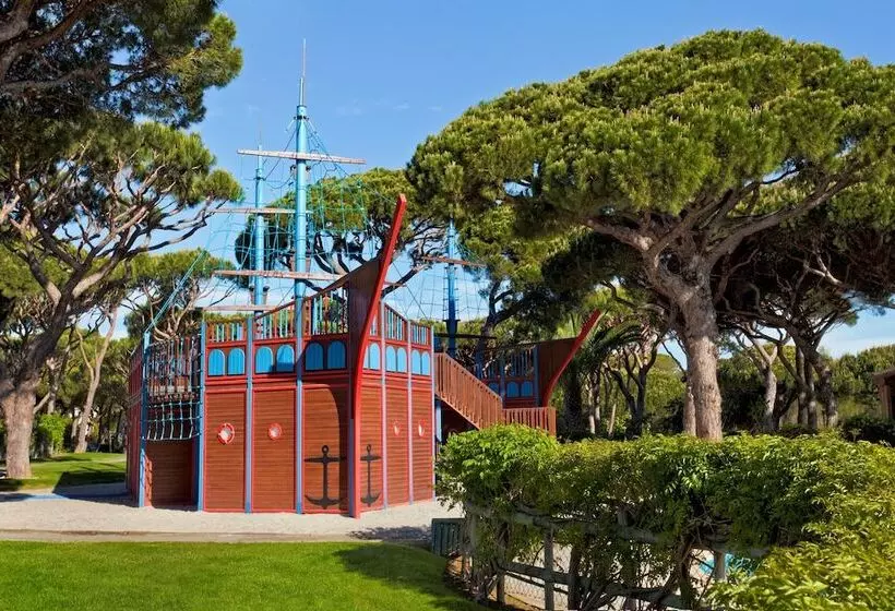 ホテル Pine Cliffs Village & Golf Suites