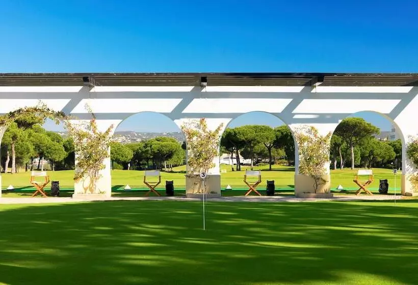 ホテル Pine Cliffs Village & Golf Suites