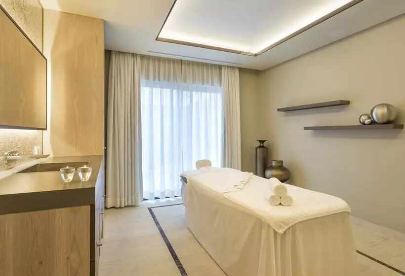 ホテル Pine Cliffs Village & Golf Suites