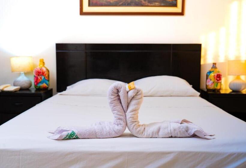 هتل Residencial Brest Amazon Tarapoto