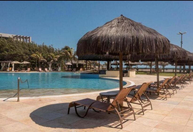 Dom Pedro Laguna Beach Resort & Golf