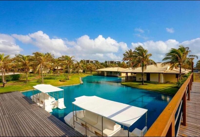 Dom Pedro Laguna Beach Resort & Golf