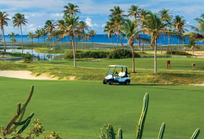 Dom Pedro Laguna Beach Resort & Golf