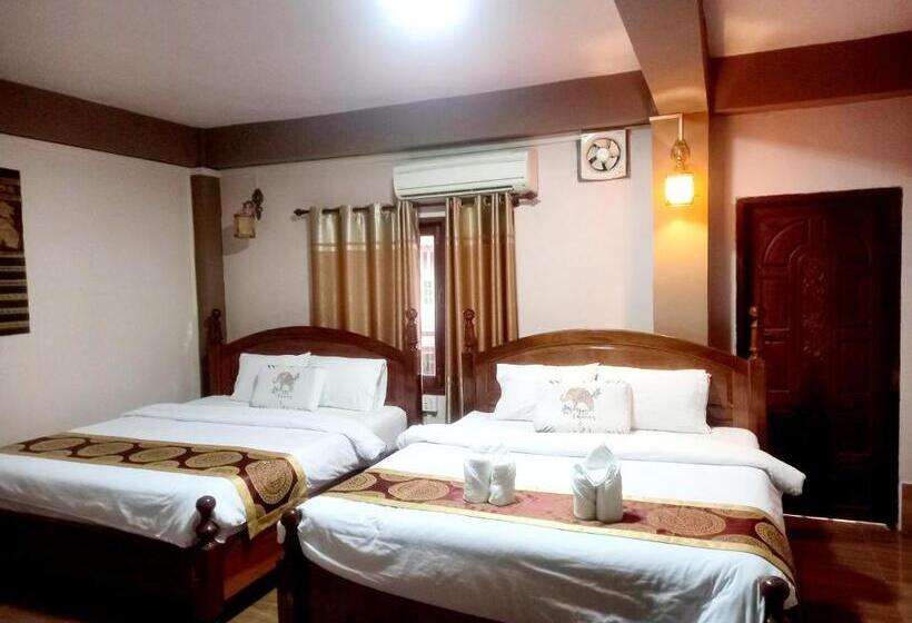 בית מלון כפרי Sisavang Mountain View