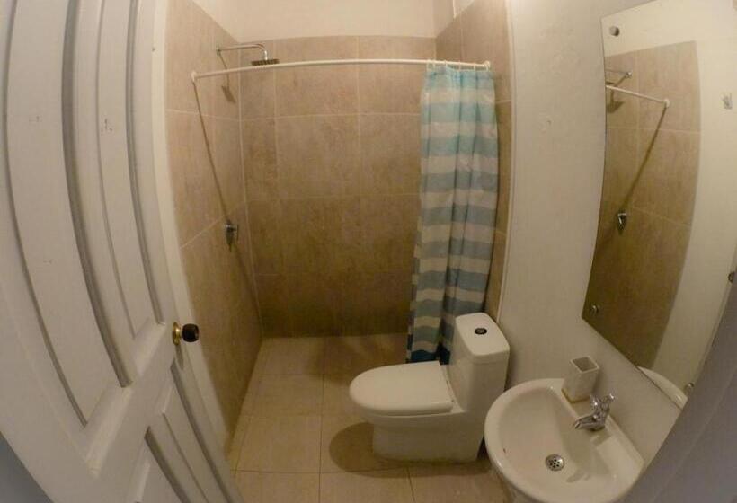 הוסטל Hostal Españolete