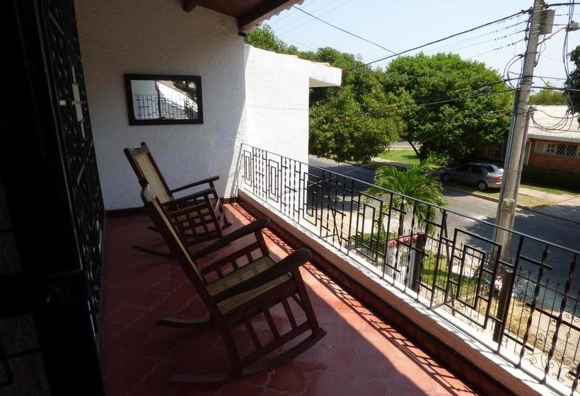 هاستل Hostal Mizare Valledupar