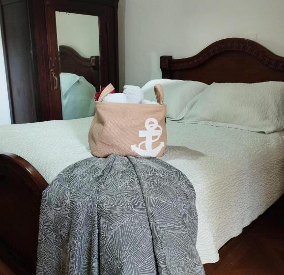 تختخواب و صبحانه Sunset Paradise