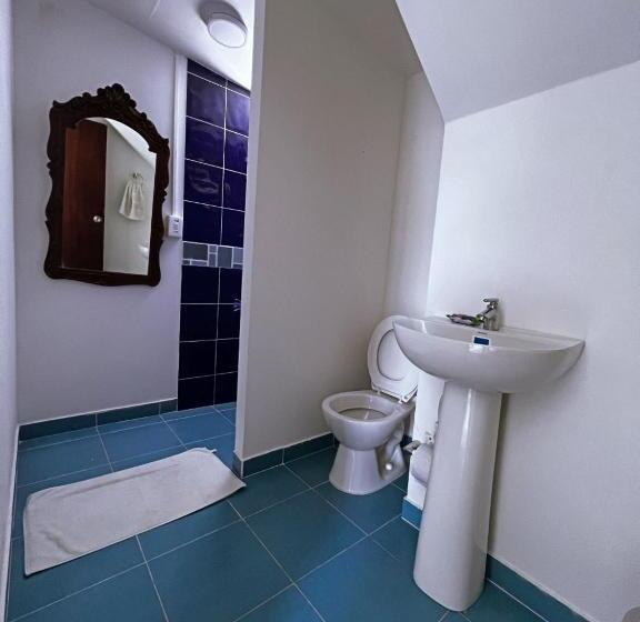 تختخواب و صبحانه Sunset Paradise