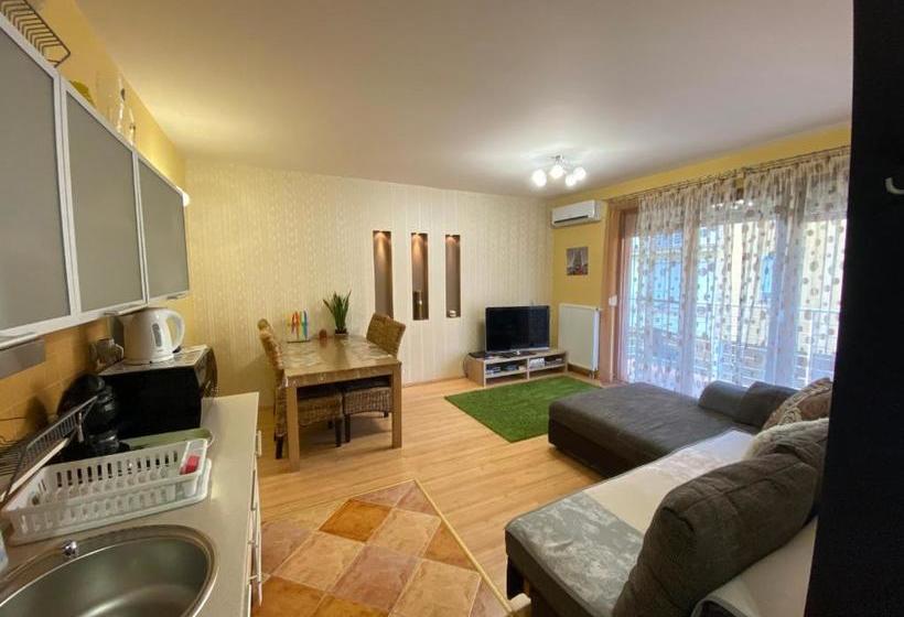 Dorina Wellness Apartman