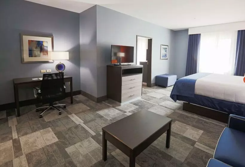 ホテル Best Western Plus Wewoka Inn & Suites