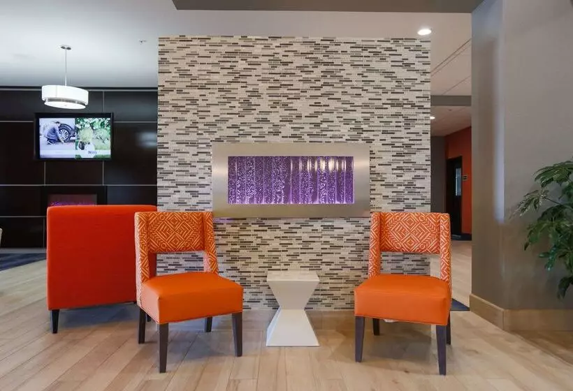 ホテル Best Western Plus Wewoka Inn & Suites