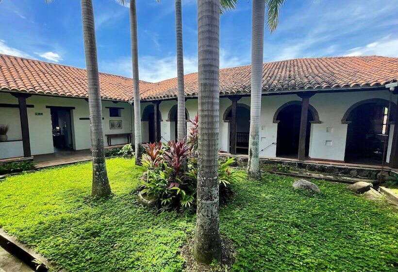 فندق Boutique Posada Las Trampas