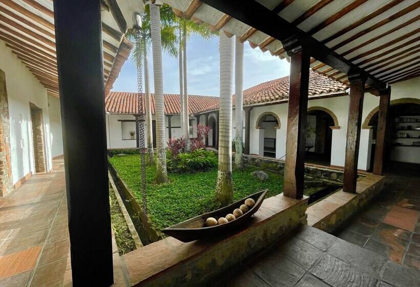 فندق Boutique Posada Las Trampas