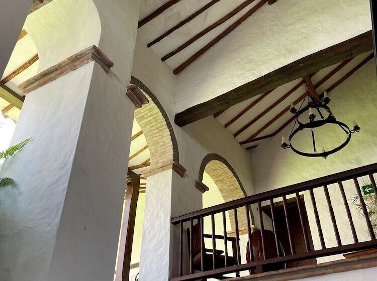 فندق Boutique Posada Las Trampas