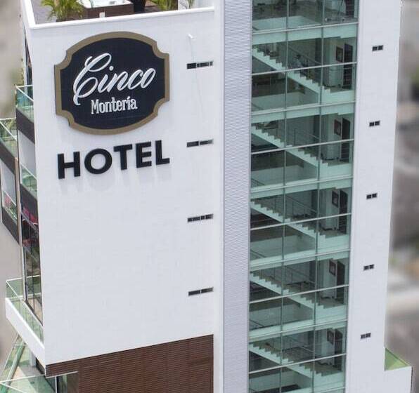 Hotel Cinco Monteria
