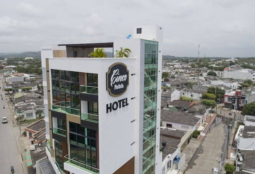 Hotel Cinco Monteria