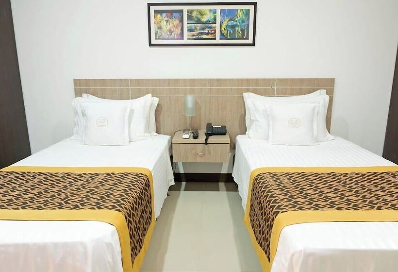 Hotel Cinco Monteria