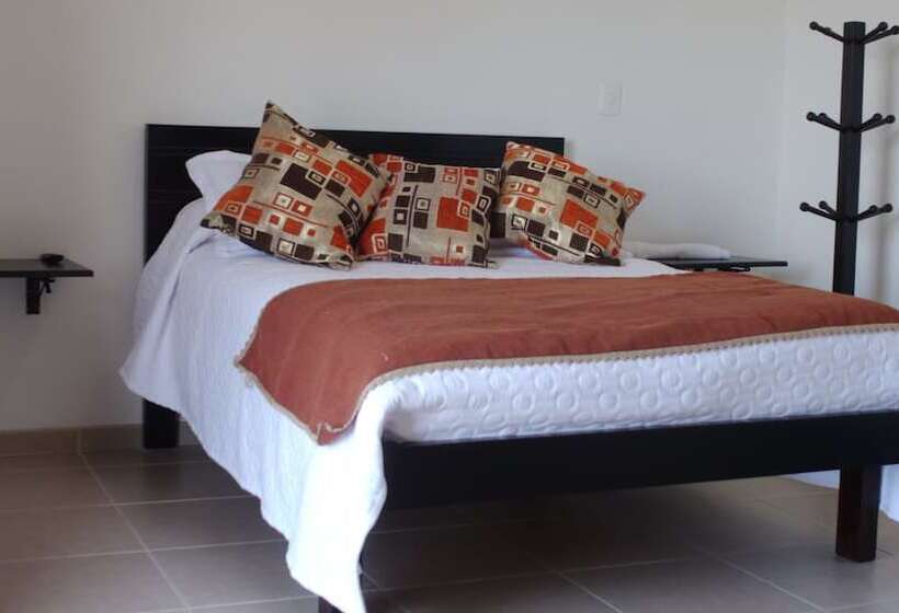 בית מלון כפרי El Coliseo