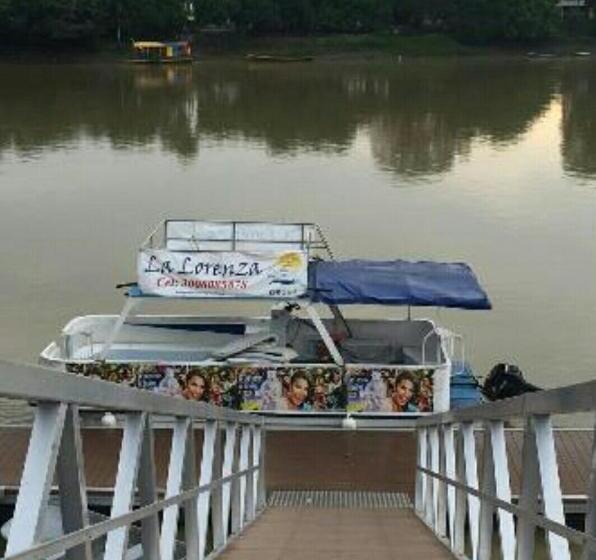 هتل La Casa Dorada