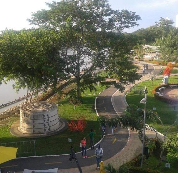 هتل La Casa Dorada