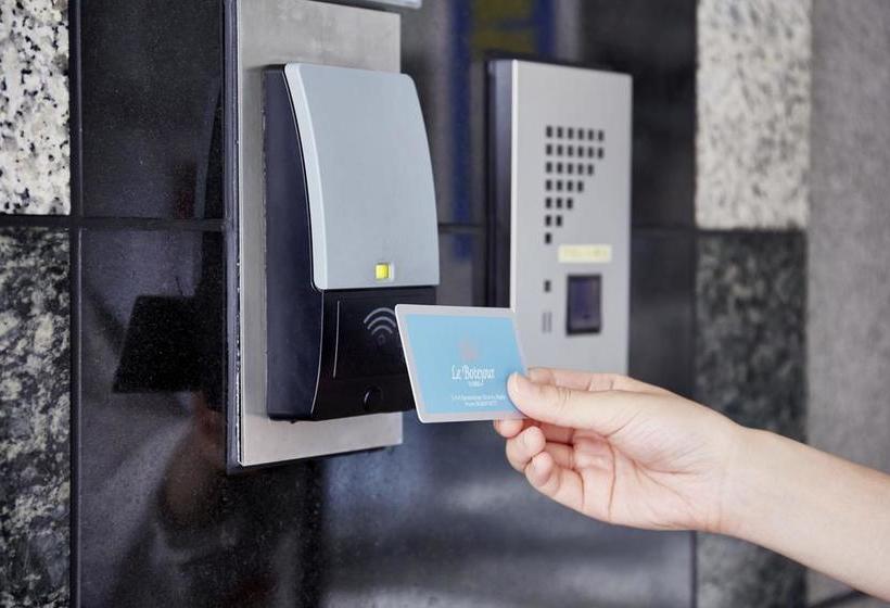 Отель Le Botejour Nanba