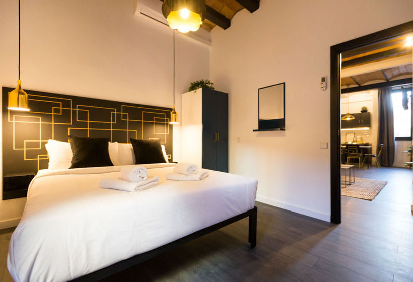 No 23 – The Streets Apartments