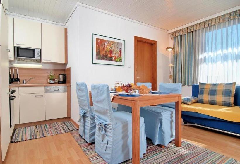 فندق Pension Erna