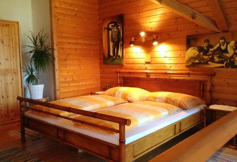 فندق Pension Erna